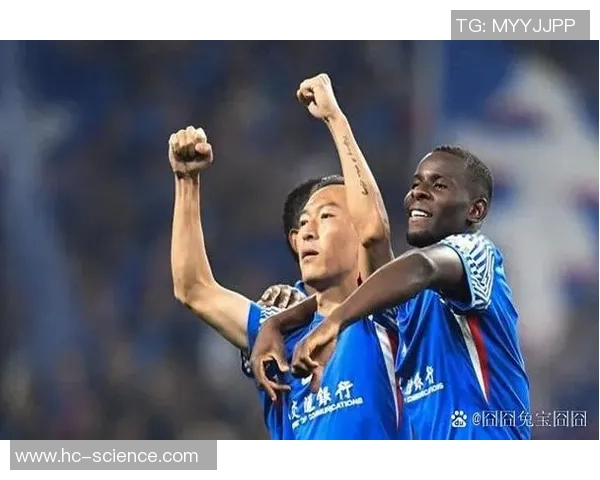 球员最意外的比赛进球纪录盘点与赛场回顾 球员最意外的比赛进球纪录盘点与赛场回顾